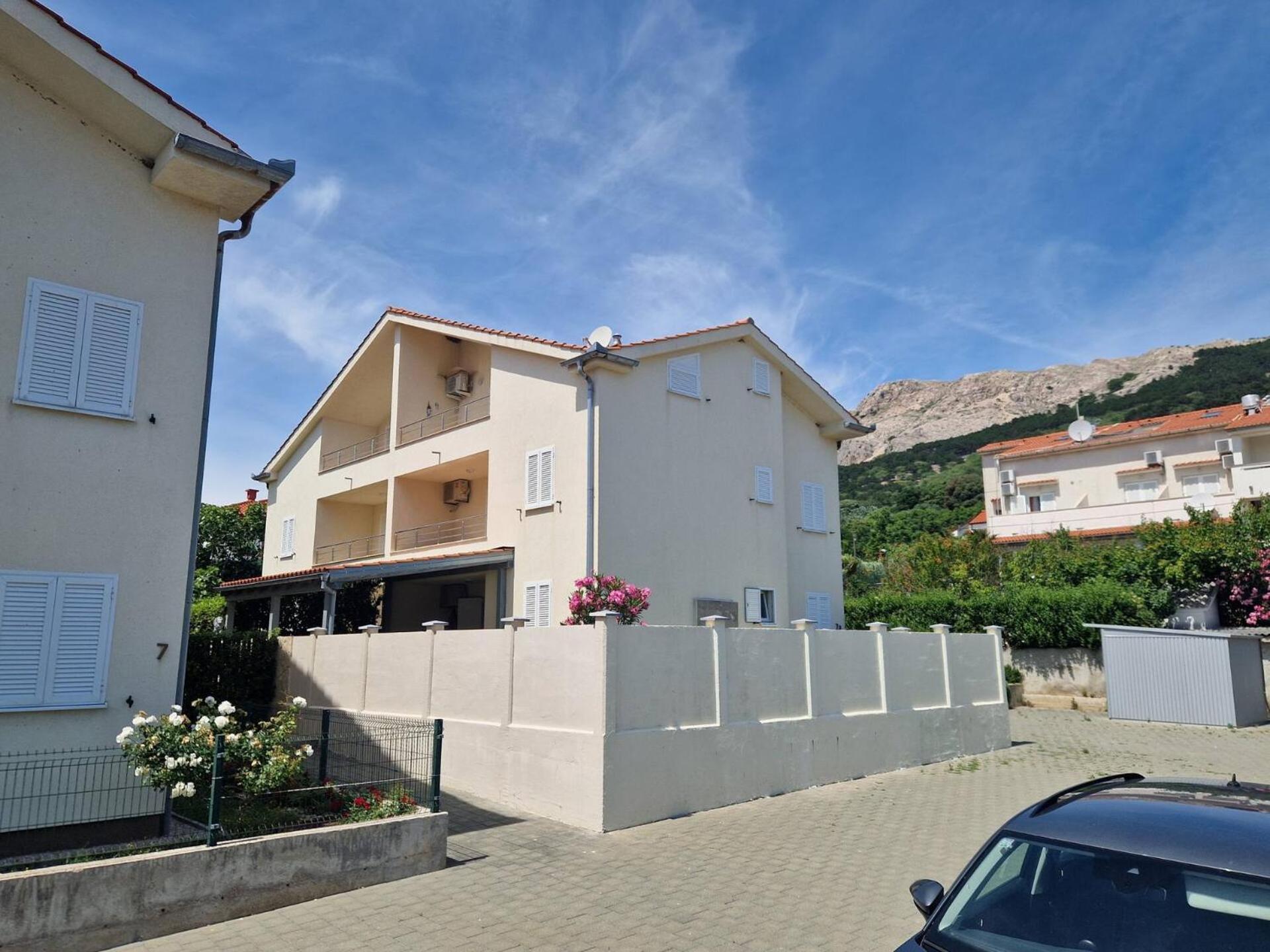 Apartment Pavlakovic Башка Екстер'єр фото