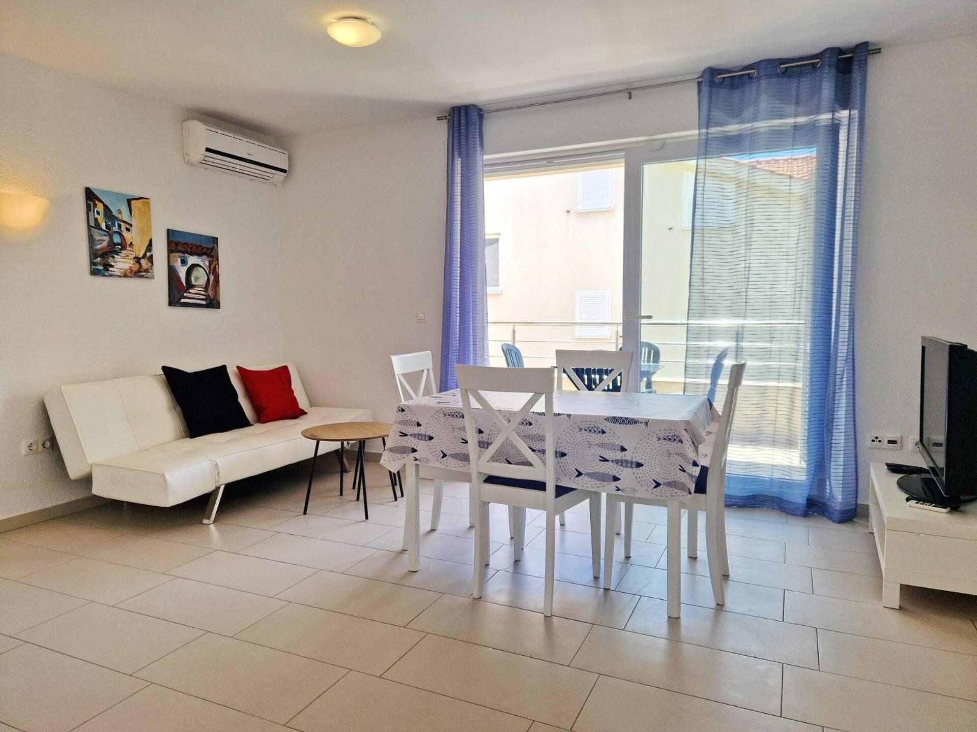 Apartment Pavlakovic Башка Екстер'єр фото